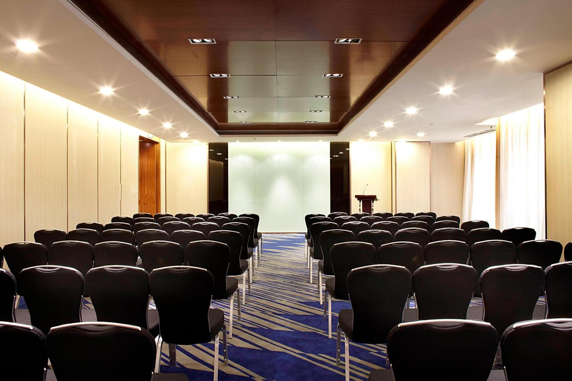 Courtyard By Marriott Shanghai Jiading Exterior foto